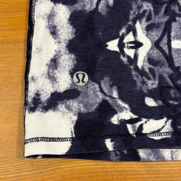 𝅺Lululemon Every Yogi Racerback Tank Top in Ink Blot White Deep Indigo​​​ - Picture 8 of 16